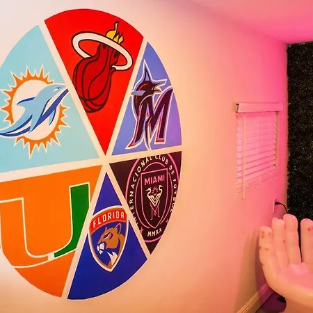 Unique Miami Art Escape W/ Hottub, Arcade & Murals Extérieur photo